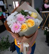 Букет цветов из:  Герберы, Розы и Хризантемы в Старь