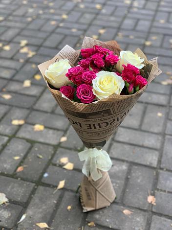 Букет цветов из: Розы в Старь